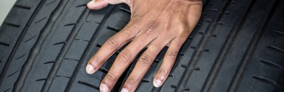 Budget Tyres Vs. Premium Tyres In The UAE: Is The Price Difference Worth It?
