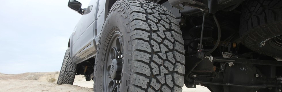 Off-Road Tyres UAE: How to Choose the Best Desert Tyres for Your 4x4