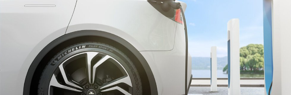  The Rise of Electric Vehicle (EV) Tyres in the UAE: What You Need to Know