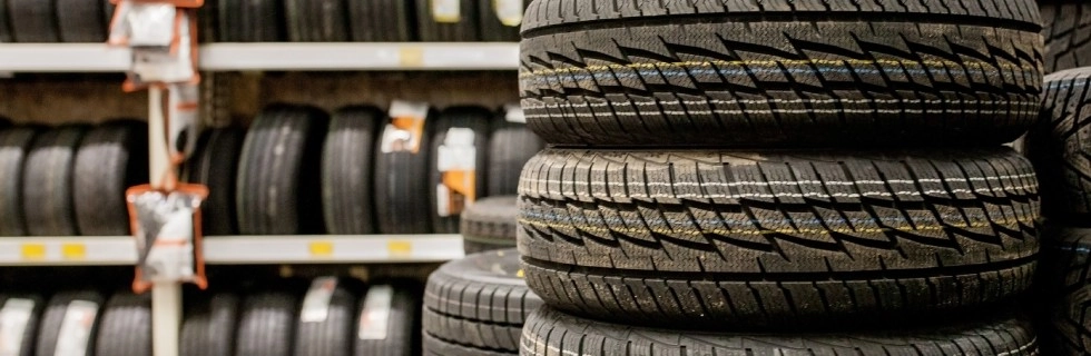 Top Tyre Brands Popular in the UAE for 2025: What Drivers Prefer