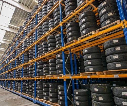 Tyre Wholesale shop in UAE